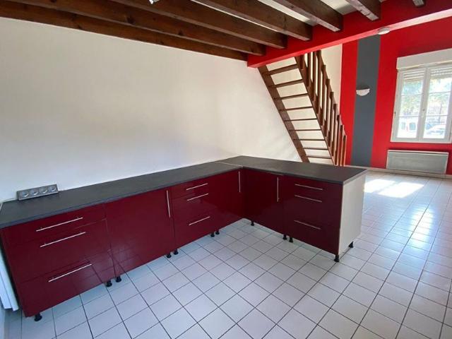 Maison à louer 2 pièces • Chevincourt