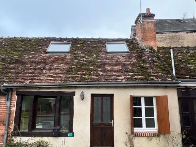 Maison à louer 2 pièces • Mur de Sologne