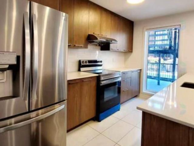 Maison à Louer 388,Skaniatarati ave, Lachine Montréal 12 photos | Logis Québec