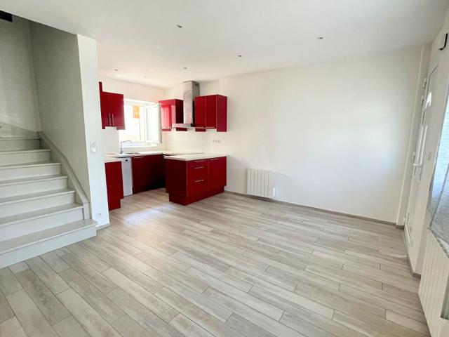 Location maison, m² T 3 à Aubergenville, 803 €