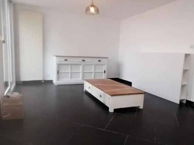 Maison à louer 3 pièces 76.81m²