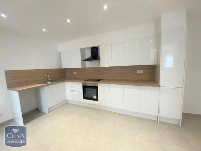 Maison à louer 3 pièces 80m²