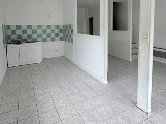 Maison à louer 3 pièces 82.45m²
