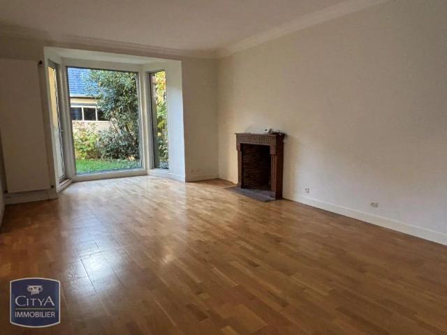 Maison à louer 3 pièces 91m²