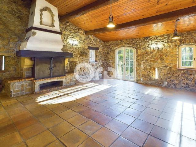 Maison à louer 3 pièces • 100,13 m2 Montauroux