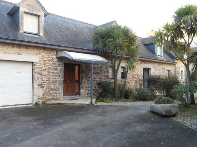Maison à louer 3 pièces 158,13 m