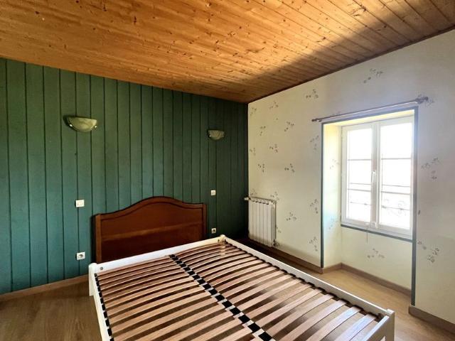 Maison à louer 3 pièces • Thézac