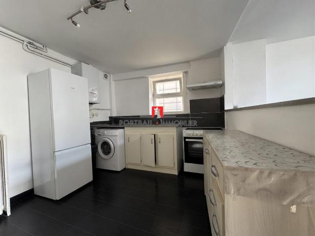 Maison à louer, 3 pièces Bourg 33710