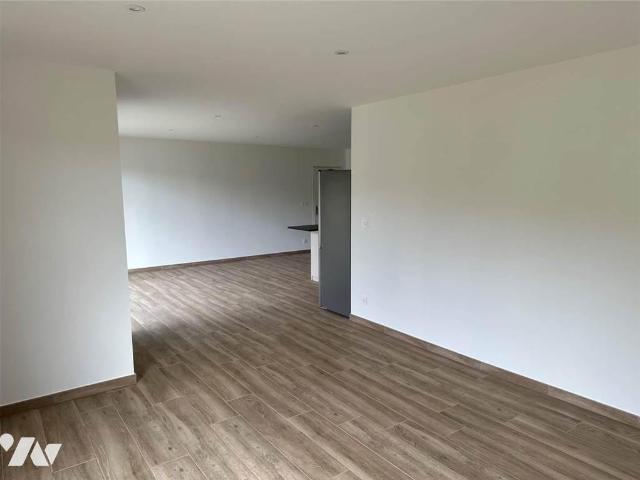 Maison à louer à Massignieu de Rives, Auvergne Rhône Alpes, 1115€