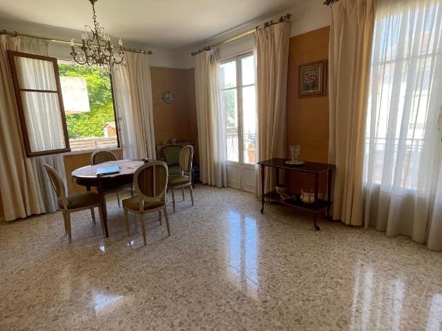 Maison à louer à Marseille 8e Arrondissement, Provence Alpes Côte d'Azur, 670000€