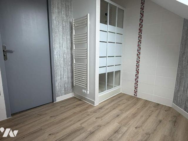 Maison à louer à Bain de Bretagne, €