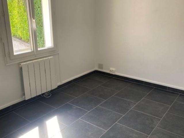 Maison à louer à Bouchoir, Hauts de France, €