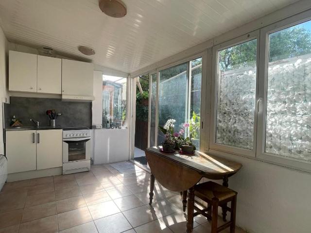 Maison à louer à Cabriès, Provence Alpes Côte d'Azur, 399000€
