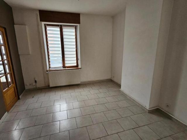 Maison à louer à Calais, Hauts de France, €