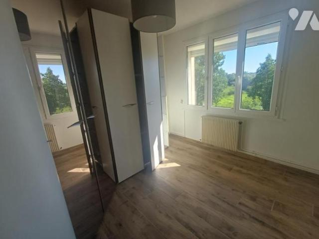 Maison à louer à Camon, Hauts de France, €