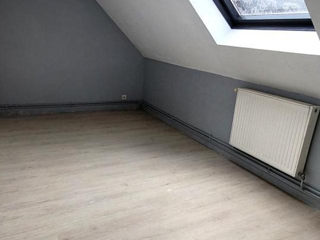 Maison à louer à Caudry, Hauts de France, €