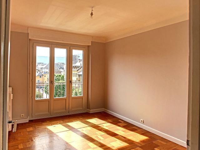 Maison, à louer à Cognin 73160