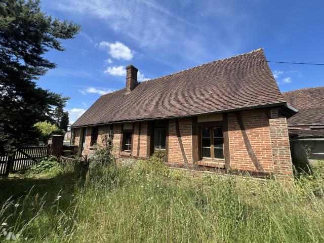 Maison à louer à Coudray Saint Germer, Hauts de France, 70000€