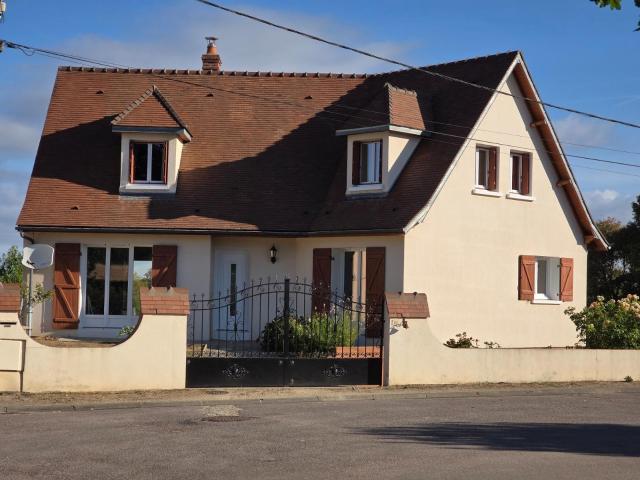 Maison à louer à Domecy sur Cure 89450