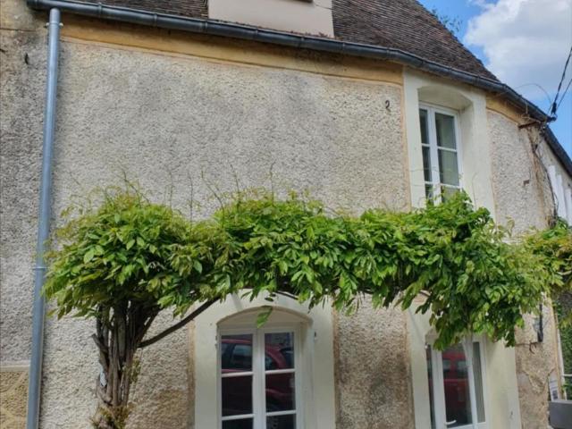 Maison à louer à Falaise, Normandie, €