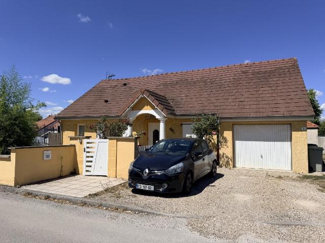 Maison à louer à Foucherans 39100