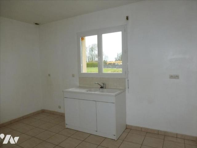 Maison à louer à Goderville, Normandie, €