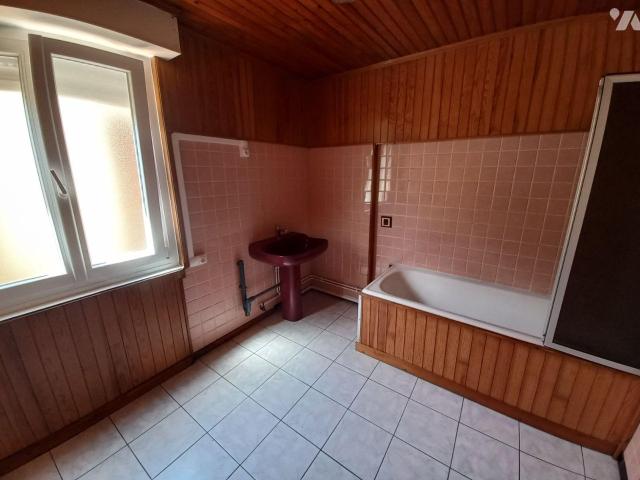 Maison à louer à Hazebrouck, Hauts de France, €