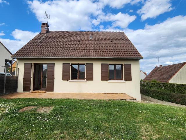 Maison à louer à La Ferté Bernard 72400