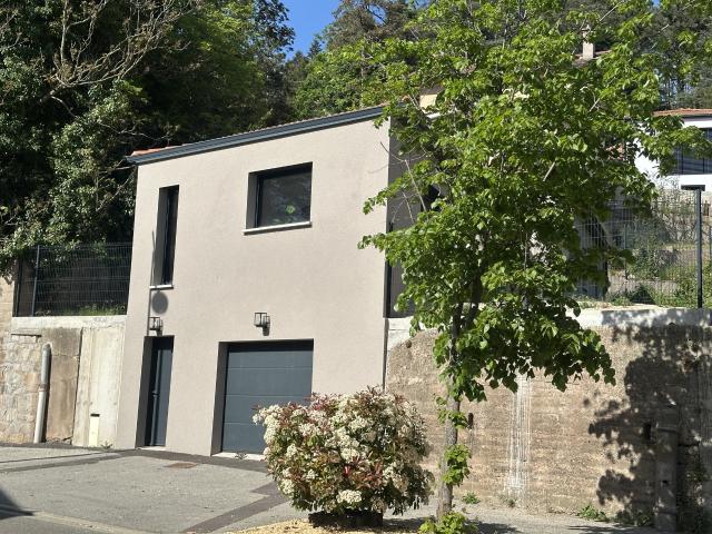 MAISON à LOUER à LA FOUILLOUSE