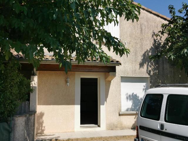 Maison à louer à Puygiron, Auvergne Rhône Alpes, €