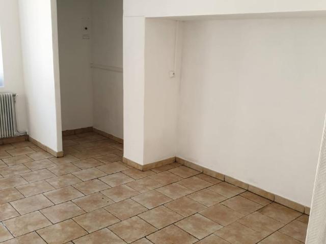 Maison à louer à Pernes, Hauts de France, €