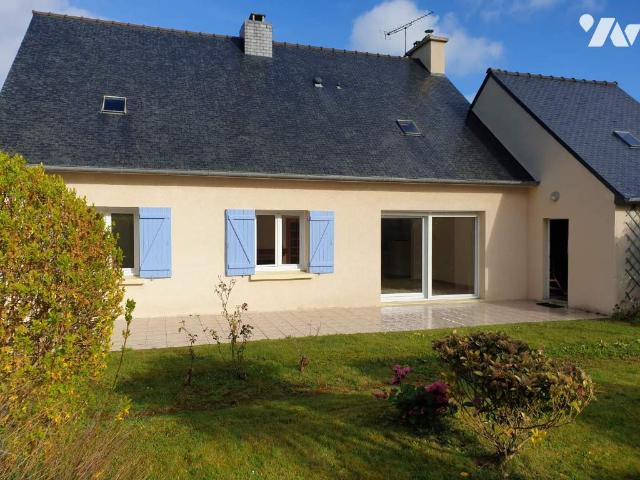 Maison à louer à Pordic, Bretagne, €