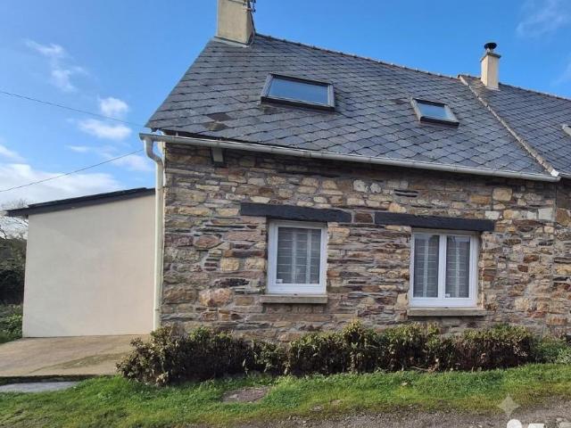 Maison à louer à Réminiac, Bretagne, €