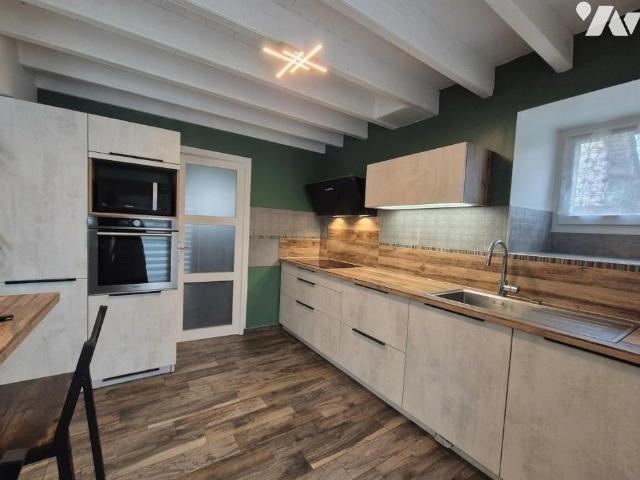 Maison à louer à Réminiac, Bretagne, €