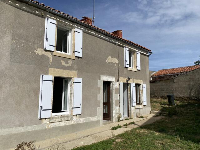 maison à louer à Saint Maurice le Girard