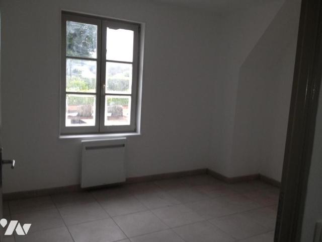 Maison à louer à Saint Georges, Hauts de France, €