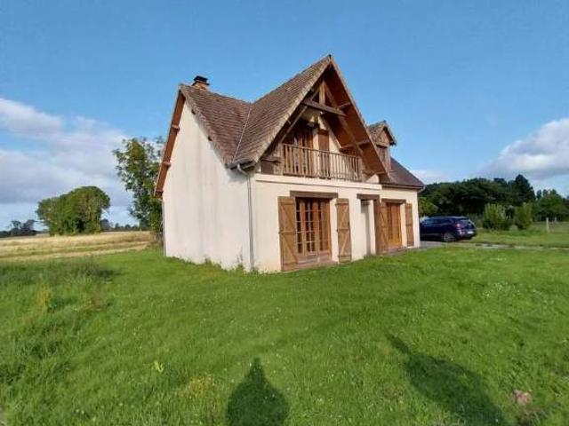 Maison à louer à Saint Pierre du Val, Normandie, €
