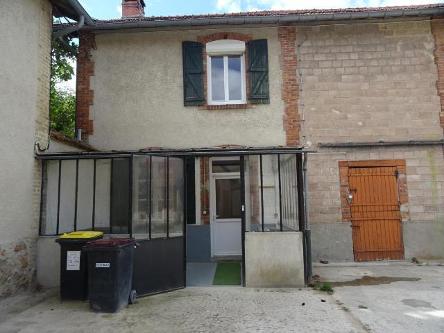 Maison à louer à Sault Saint Remy 08190