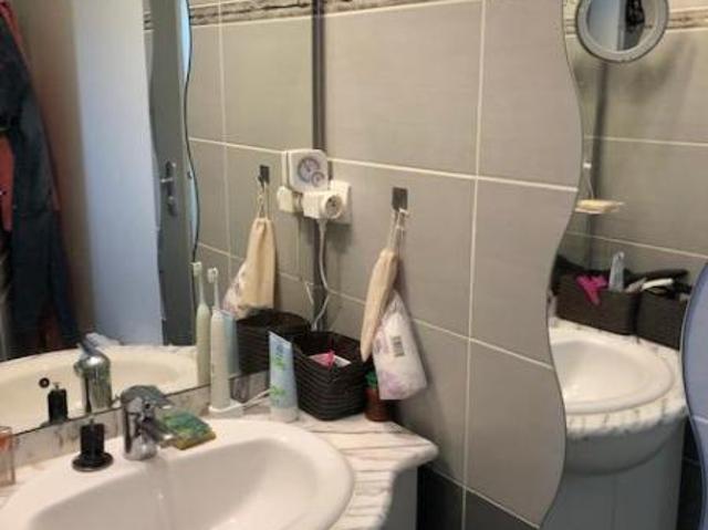 Maison à louer à Vestric et Candiac, Occitanie, 495€