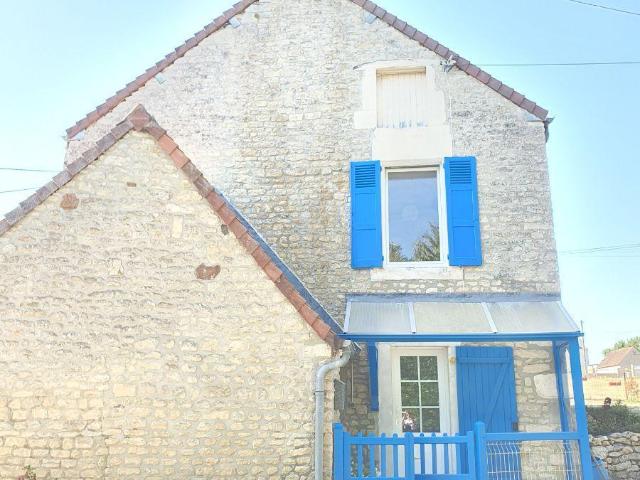 Maison à louer à Villers Canivet, Normandie, €