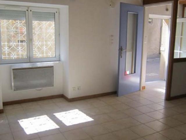MAISON à louer à VORAY SUR L OGNON NORD/EST EXTERIEUR PROCHE 3 pièces REF 2152