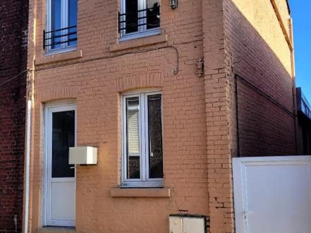 Maison à louer avec jardin à Haumont