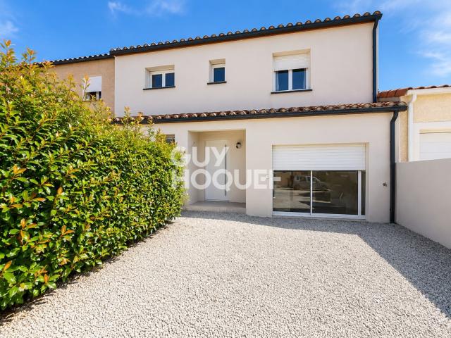 MAISON À LOUER DE 4 PIÈCES DE 107,00 M²