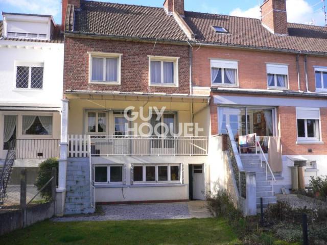 MAISON À LOUER DE 4 PIÈCES DE 120,63 M²
