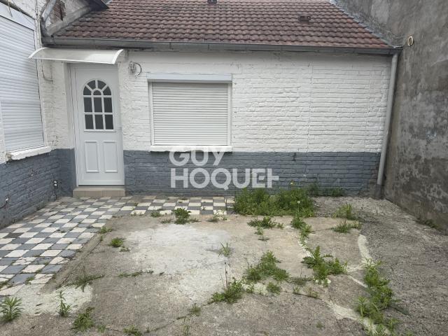 MAISON À LOUER DE 3 PIÈCES DE 80,00 M²