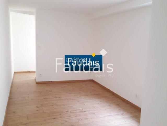 MAISON A LOUER HYPER CENTRE ISIGNY SUR MER