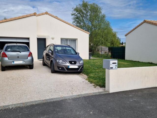 ▷ Maison à louer • Le Perrier • 88 m² • 999 € | immoRegion