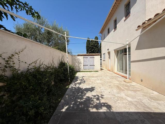 Maison À Louer meublée avec terrasse