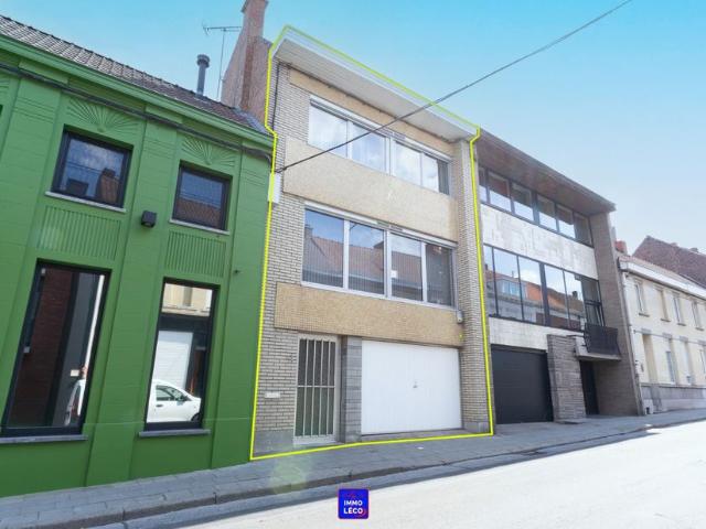 Maison à louer pour 1200 euro avec 3 chambres à coucher