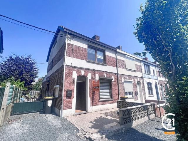 Maison à louer pour 1200 euro avec 3 chambres à coucher